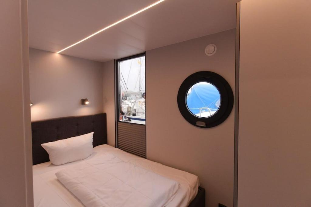Hausboot Fjord Meeresbrise Mit Dachterrasse In 弗伦斯堡 外观 照片
