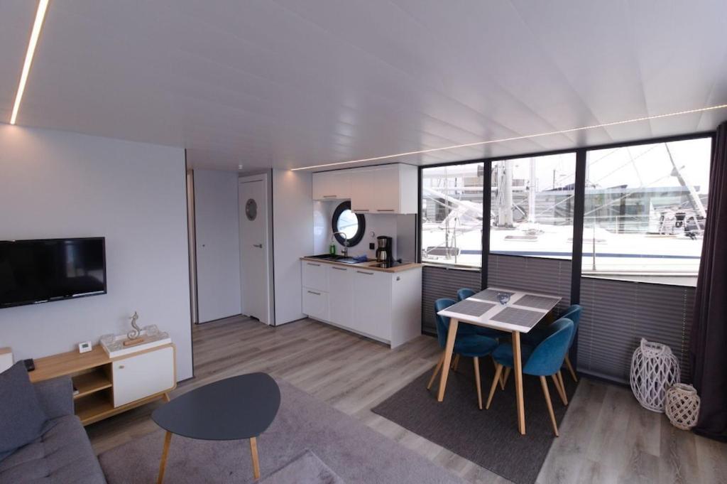 Hausboot Fjord Meeresbrise Mit Dachterrasse In 弗伦斯堡 外观 照片